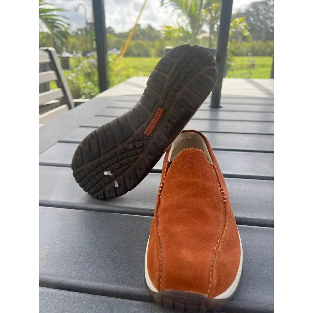 L.L Bean Women Slip-On Suede Walking Shoes Size 7.5M
